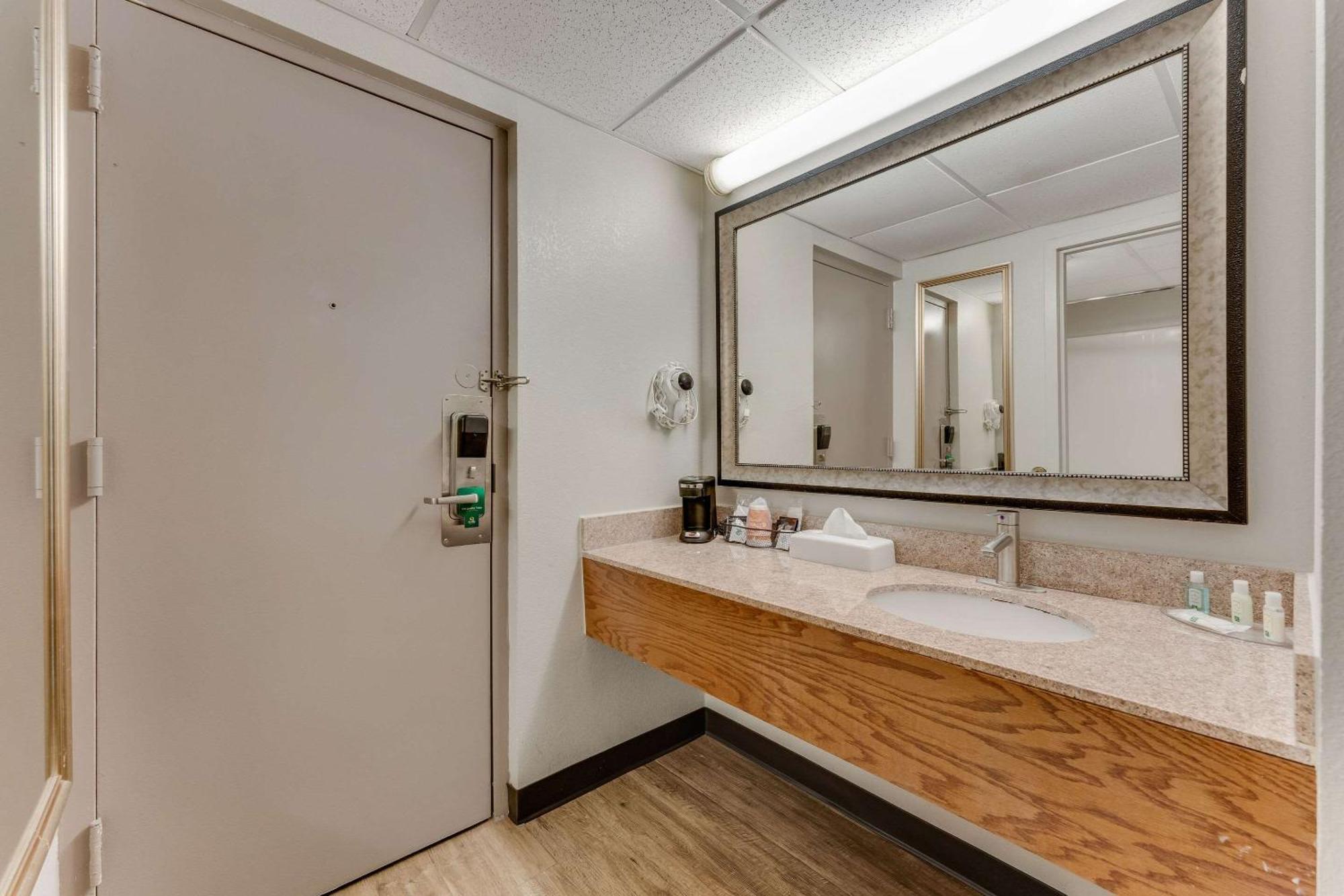 Quality Inn Easton Eksteriør billede